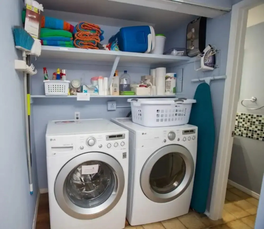 Bedknobs and Broomsticks - 3 Br Condo