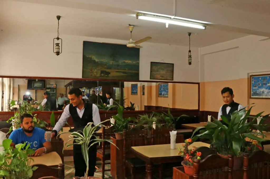 OYO 374 Hotel Holiday Taj (p) Ltd