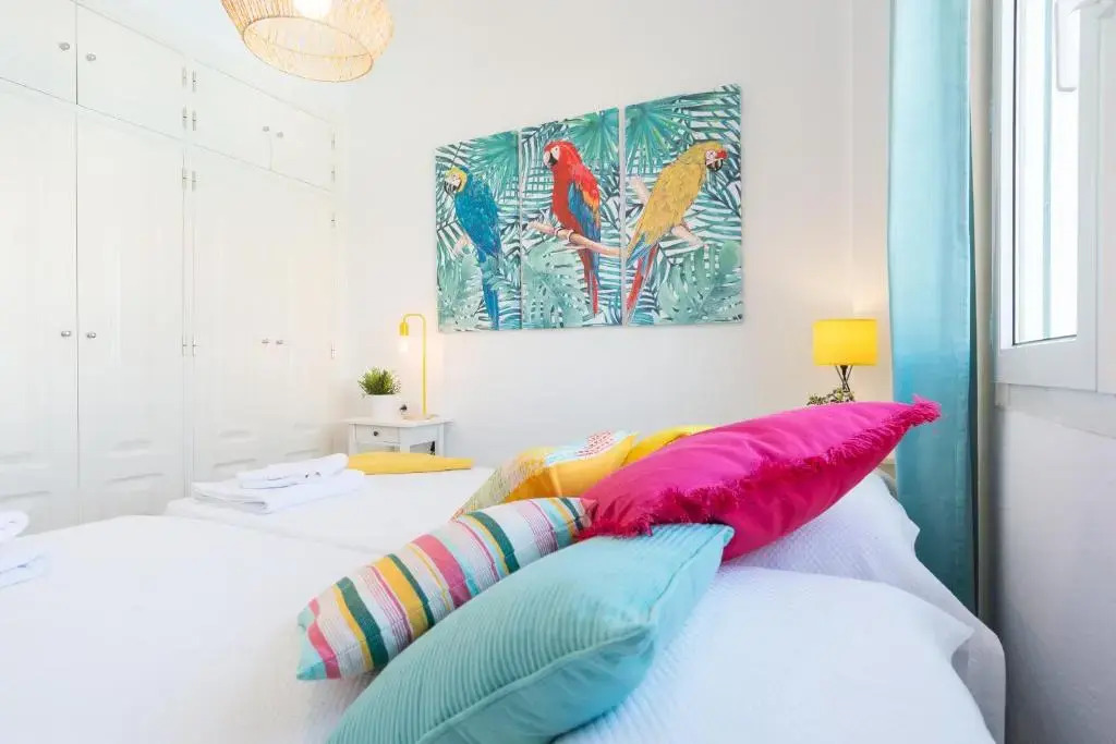Exotico y bohemio apartamento frente al mar. Increible!!