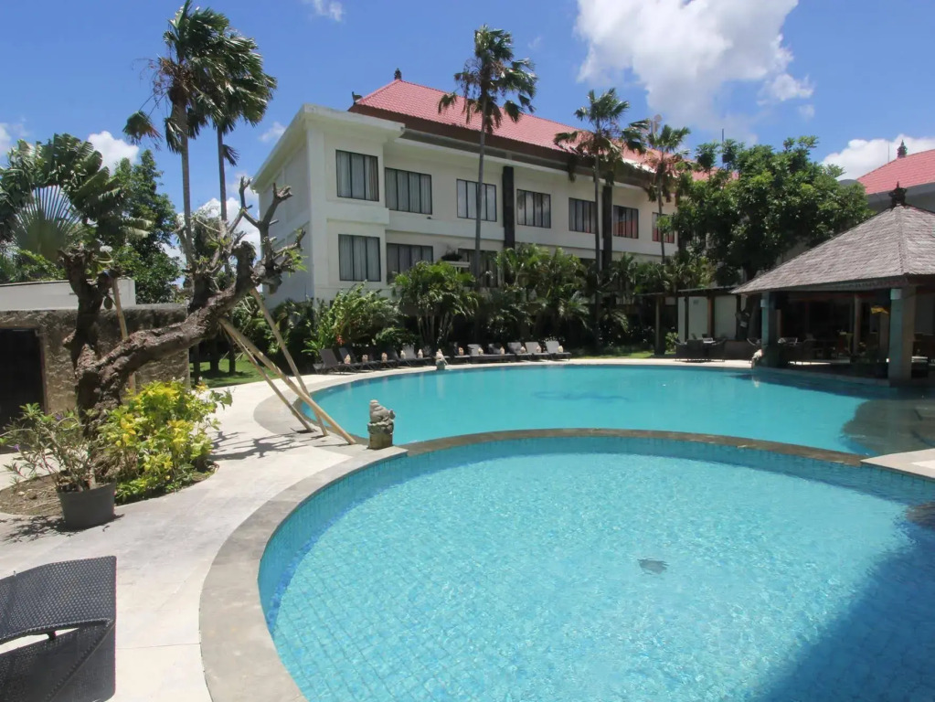 Harrads Hotel and Convention