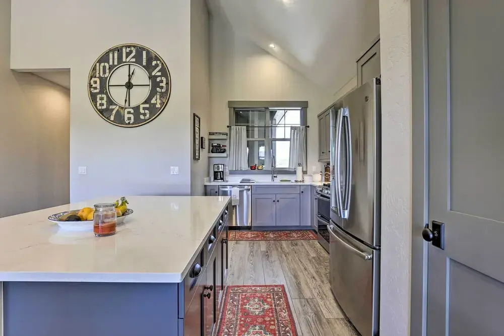 20 Mi to Winter Park: Mtn-view Townhome w/ Balcony