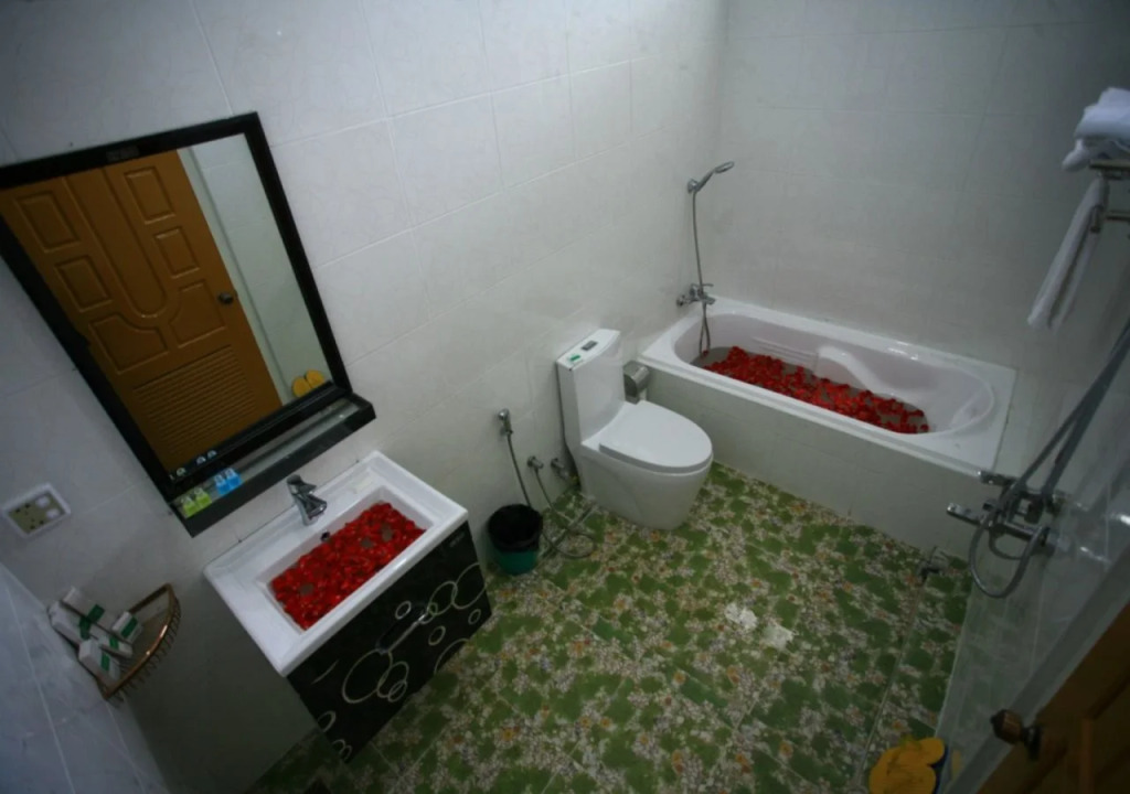 Thiri Yatanar Hotel