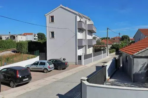 Sara Apartments