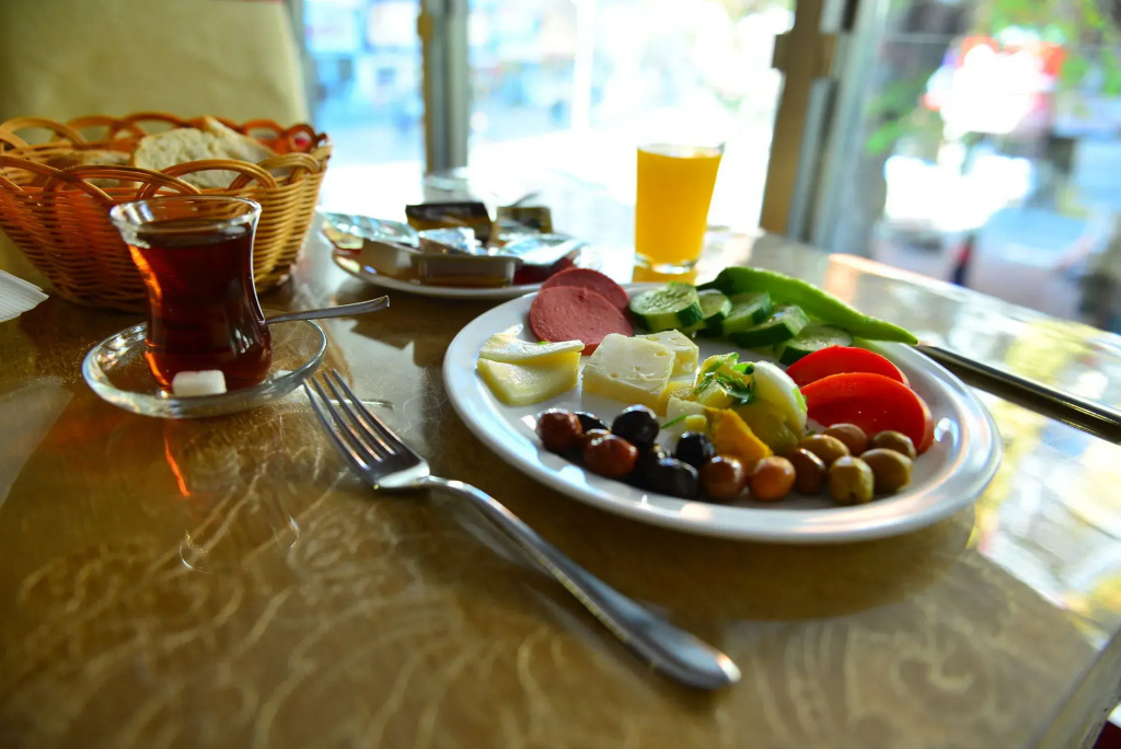Kivrak Hotel