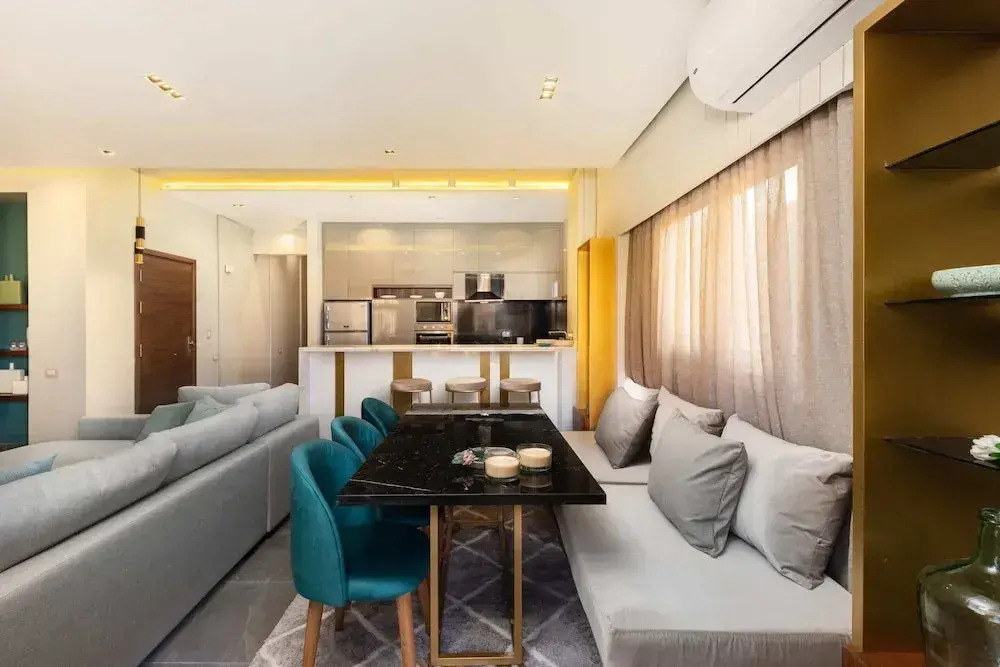 Xuru Stays I The Sleek & Ritzy 2 BDR 15 min From CAI Airpt