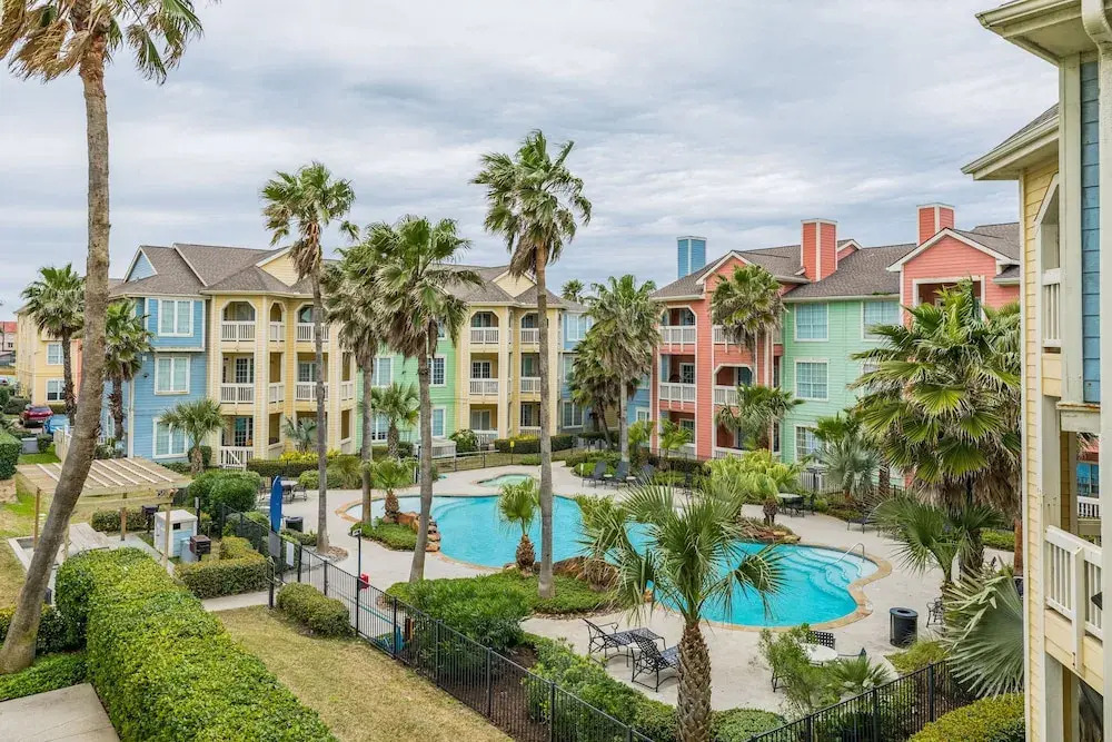 Seawall Condo Unit #626 2 Bedrooms 2 Bathrooms Condo