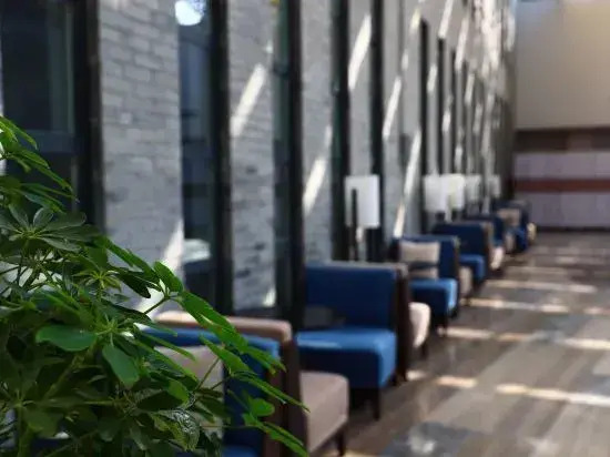 Joy 87. 8 Music Hotel