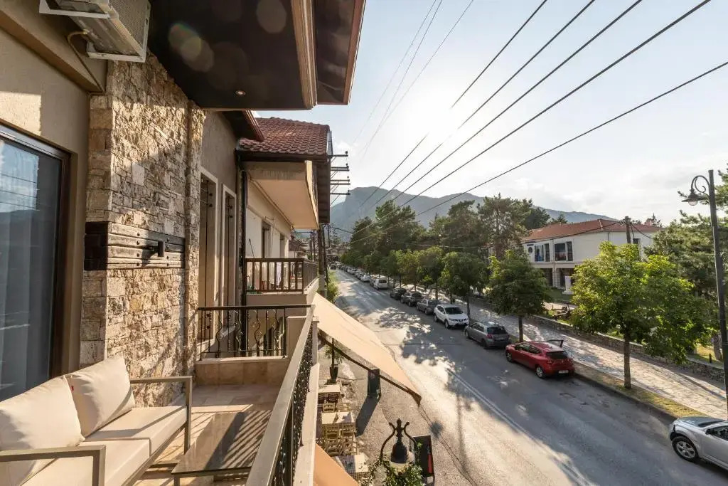 LYDIA suites and rooms