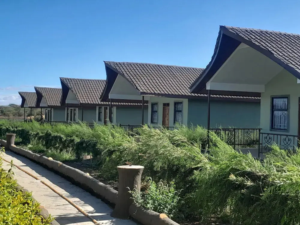 Penety Amboseli Resort
