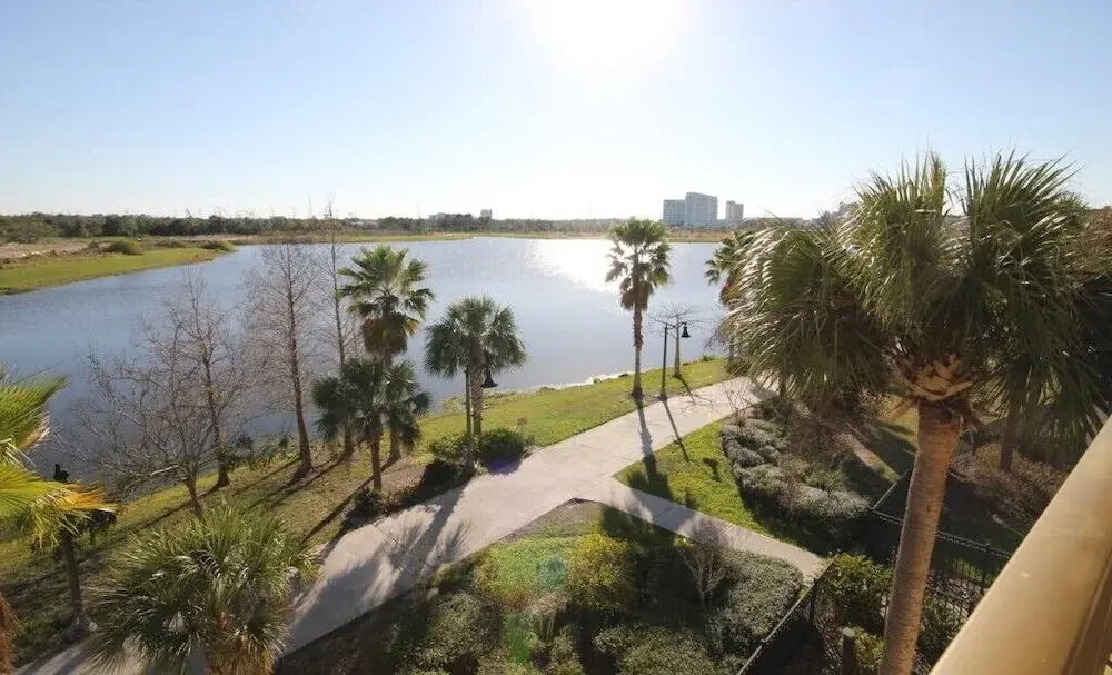 Lakeview Fantasy 3 Bedroom Condo
