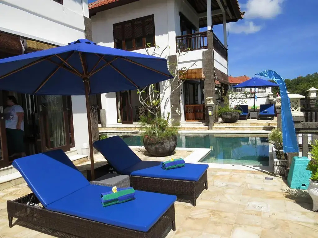 Villa Lebah