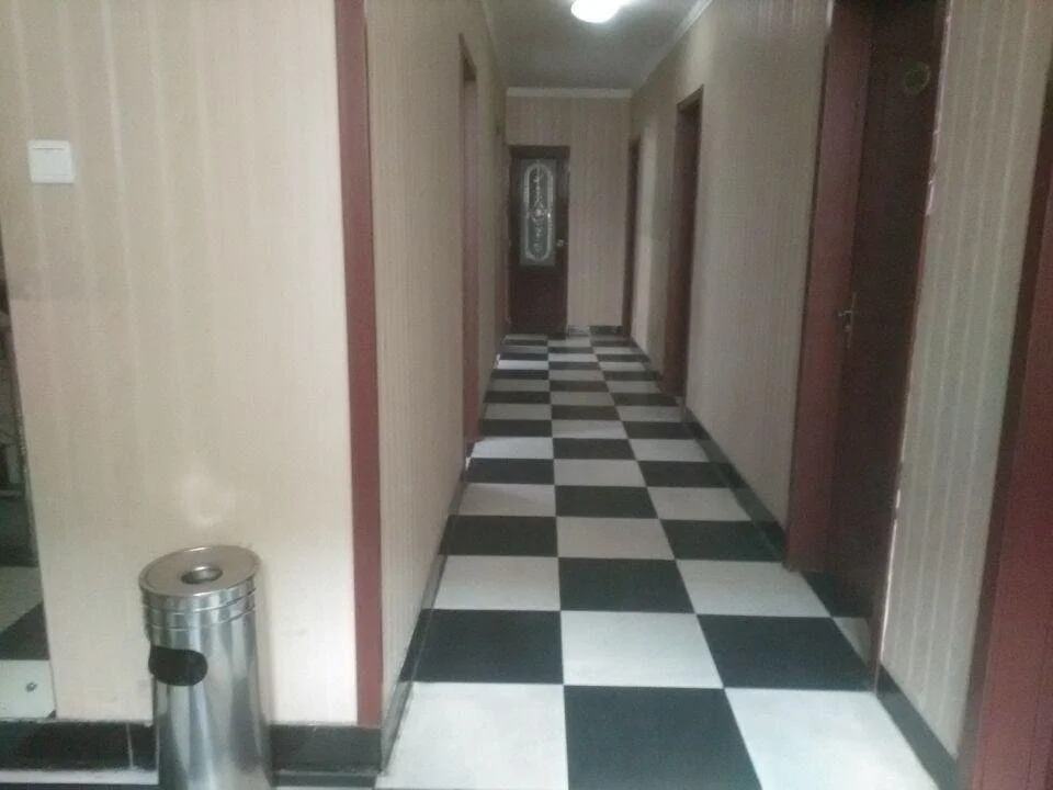 Tujia Express Inn