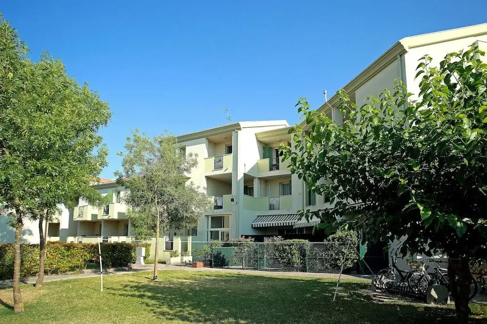 Residence Robinia Pinetine