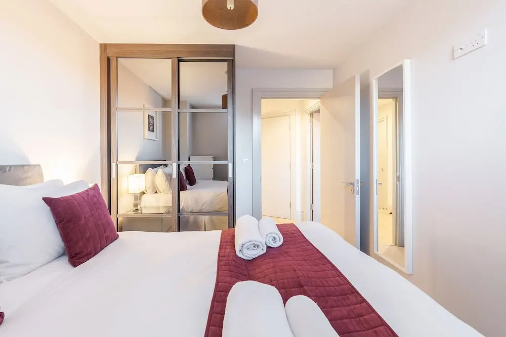 Roomspace Serviced Apartments - The Quadrant