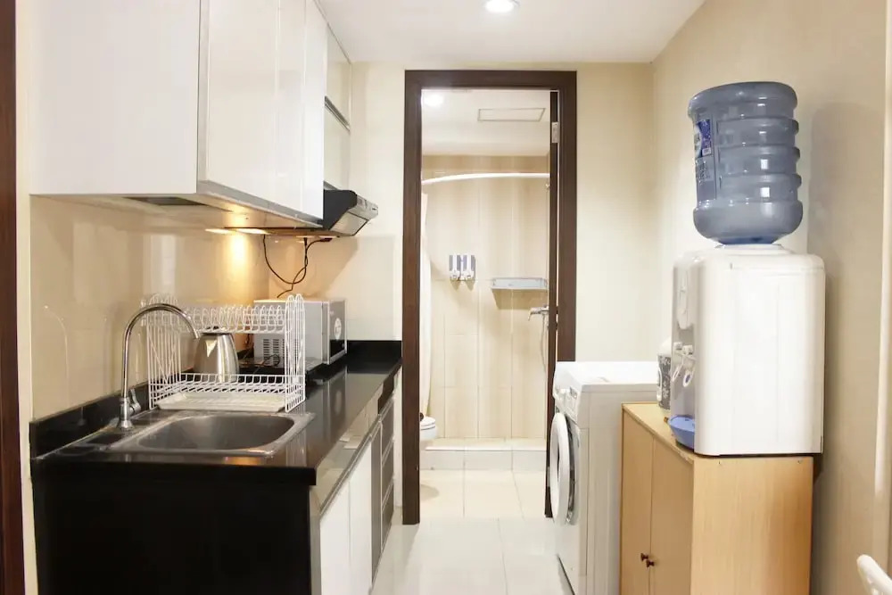 Homey 2BR Apartment at Galeri Ciumbuleuit 2 By Travelio