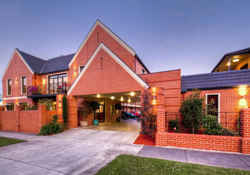 Best Western Plus Ballarat Suites