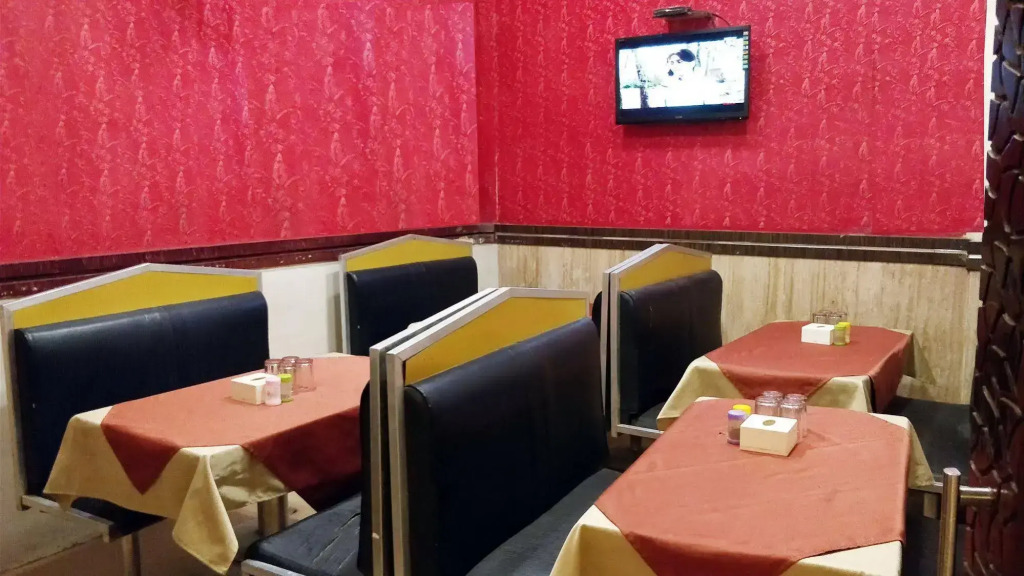 FabHotel Kamran Residency - Nr LBS Marg