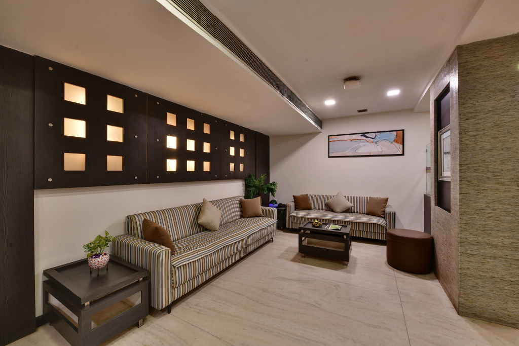 Click Hotel Yuvraj