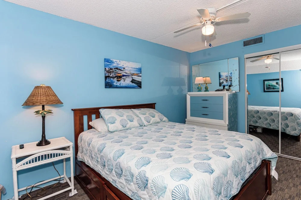 200 Yards to Shore! Quaint Ocean City Condo