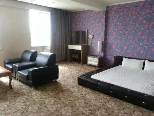 Good Day Hotel