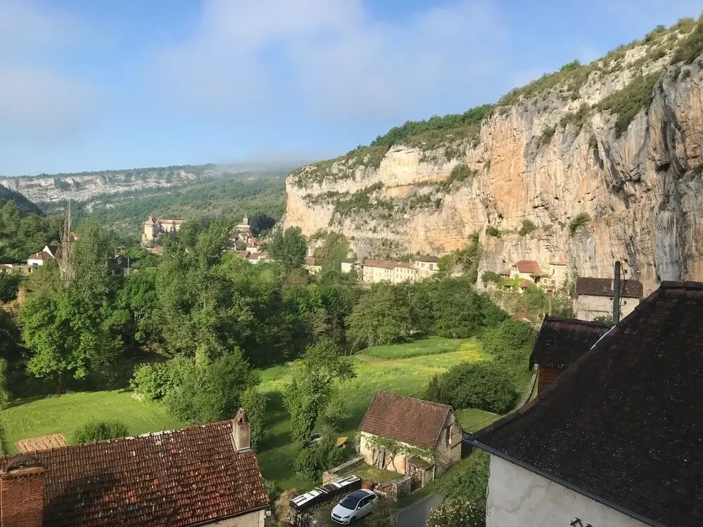 Gîtes Un Jardin dans la Falaise