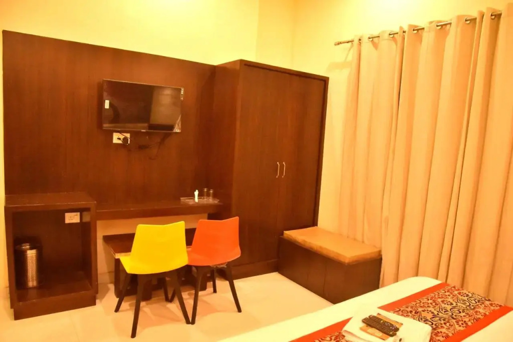 Hotel Crown
