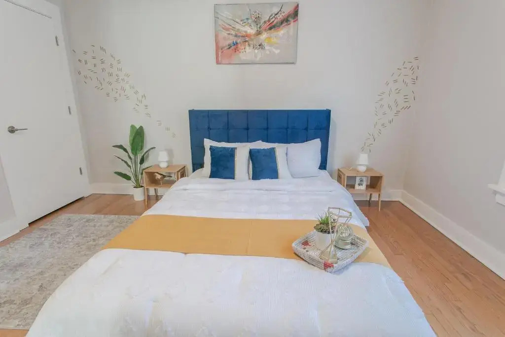 OKC We Cozy! Lavish Retreat near Downtown OKC