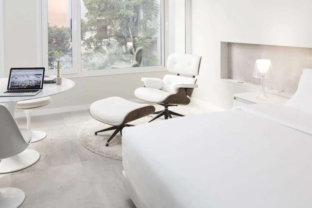 The Hub Urban Hotel