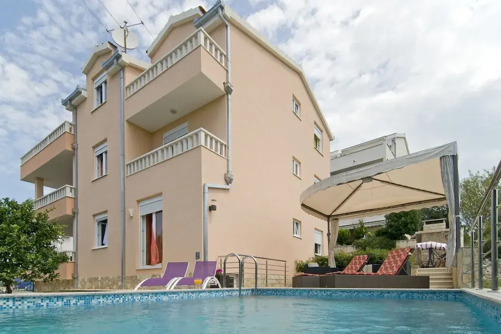 Villa Miro
