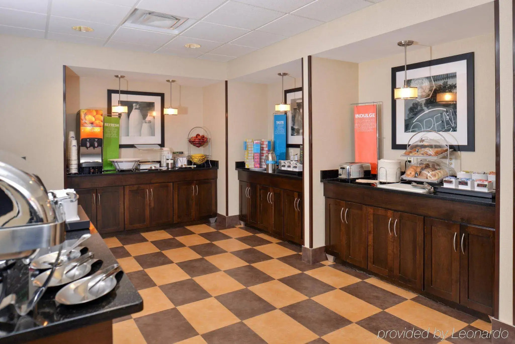 Hampton Inn Clarion
