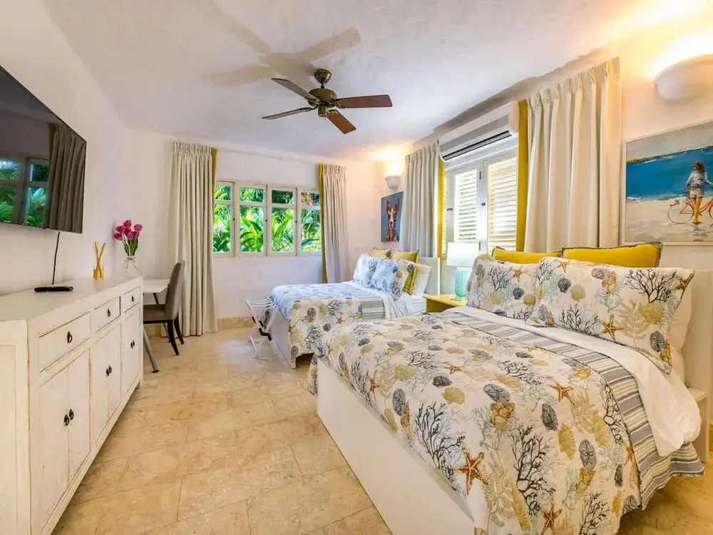 Sunny Vacation Villa 51