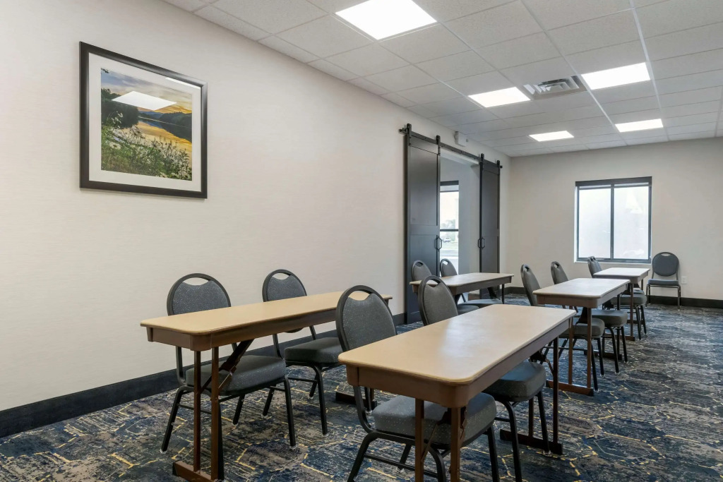 Comfort Suites Paducah Mall Area