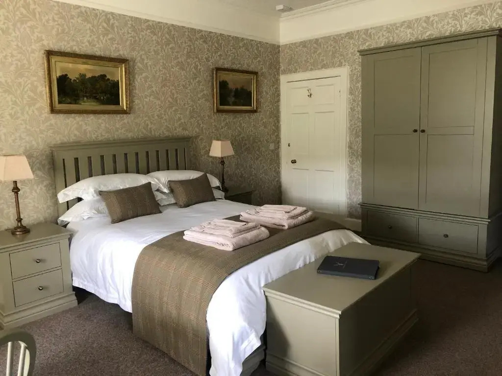 Branxholme Castle (Bed & Breakfast)