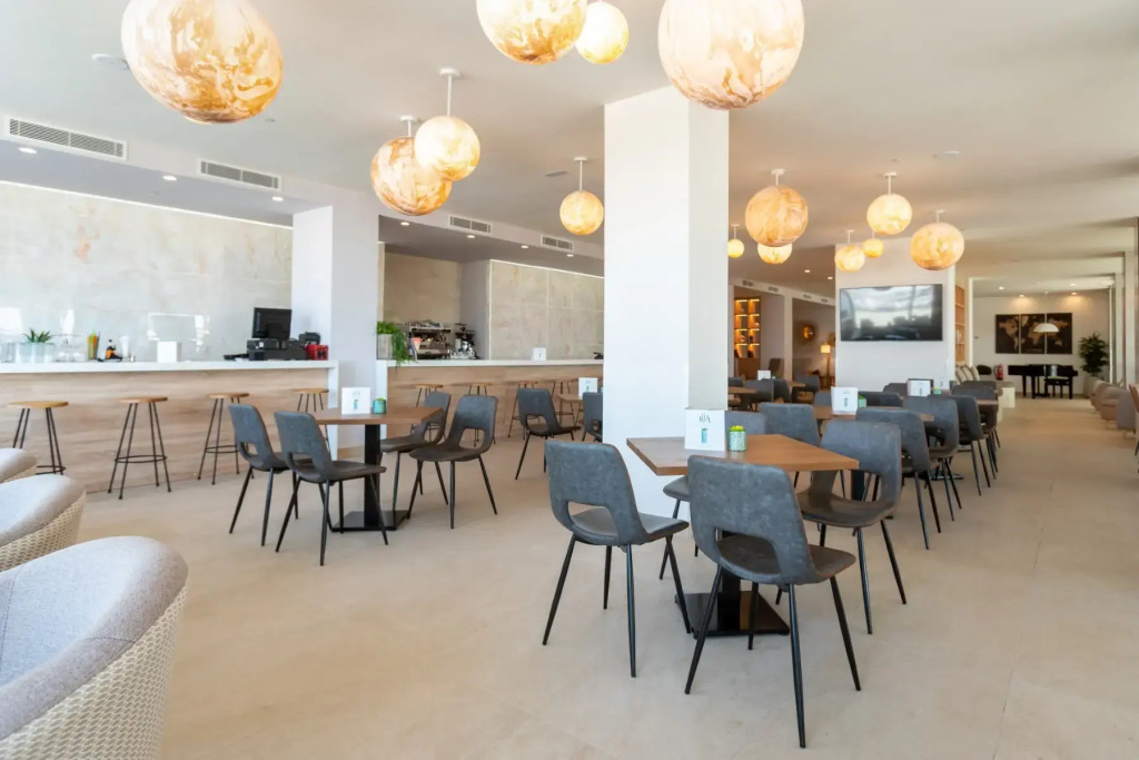 Hotel Las Arenas