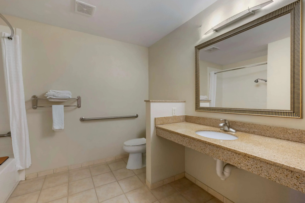 Best Western Plus Omaha Airport Inn