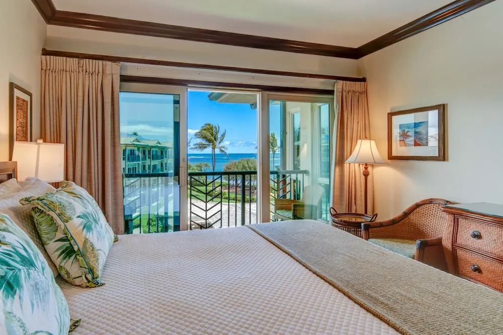 Hale Tiare 2 Bedroom Condo by RedAwning
