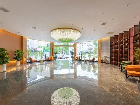 VX Hotel (Suining Renmin Yiyuan Xingmei Shopping Plaza)
