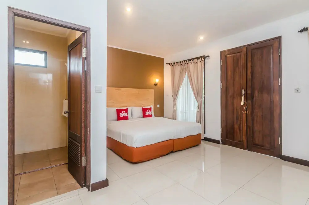 ZEN Rooms Seminyak Batu Belig