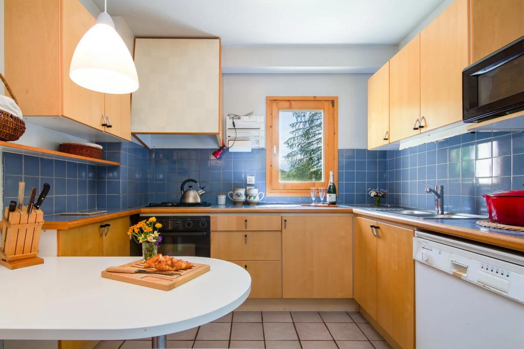 Chalet Allières Walk to Grands Montets | Sleeps 10