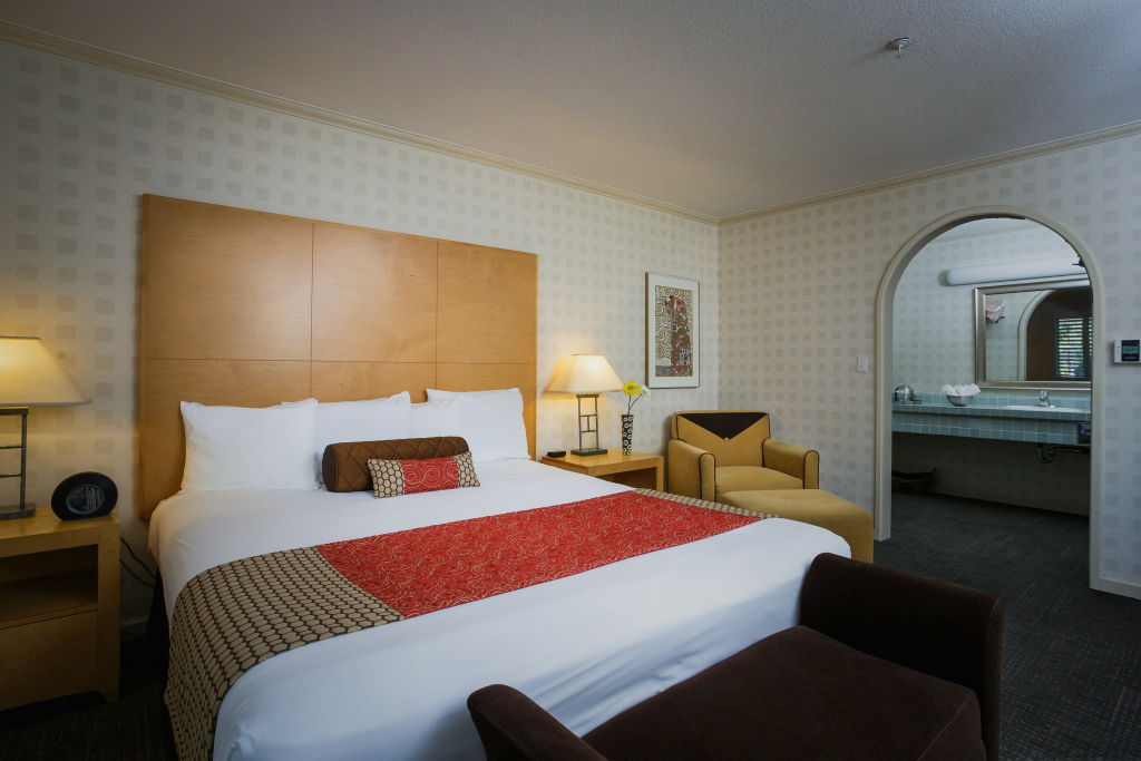 Menlo Park Inn
