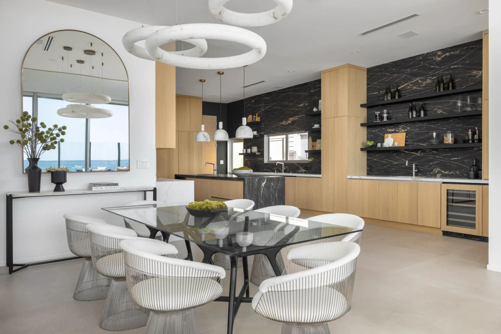 Villa B Modern in Malibu, Malibu