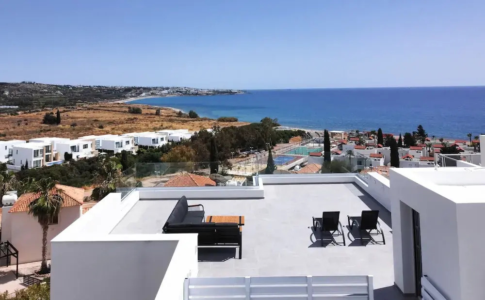 Phaedrus Living Luxury Seaview Coral Bay Villa