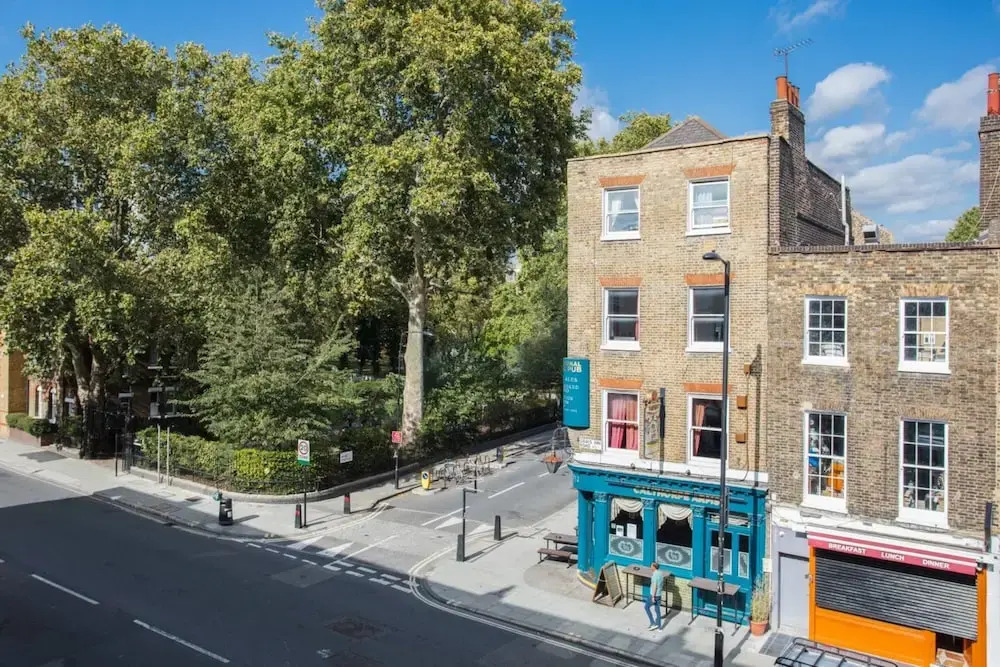 1 Bedroom Flat in West Central London