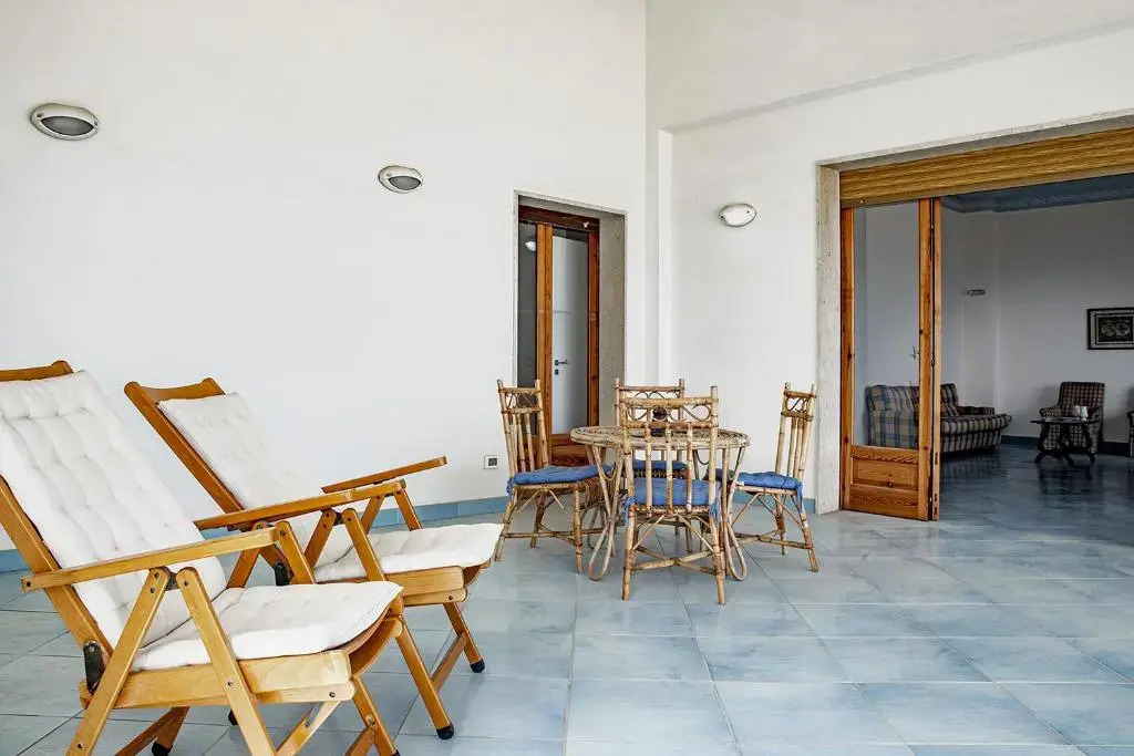 Seafront terrace in Donnalucata by Wonderful Italy