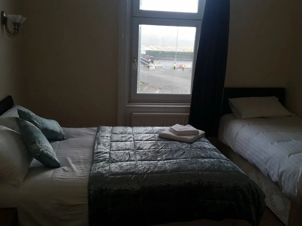 William IV Hotel