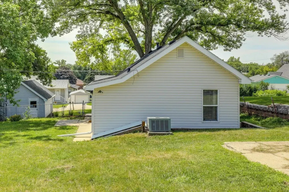 Cozy Omaha Vacation Rental: 6 Miles to Downtown!