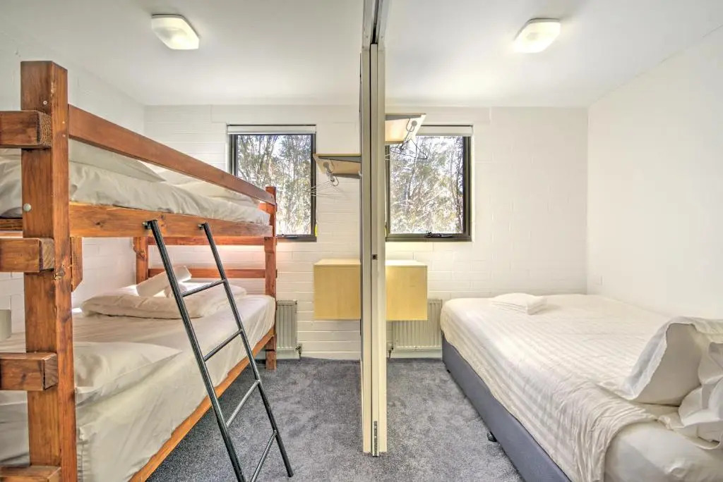 Snow Ski Apartments 22