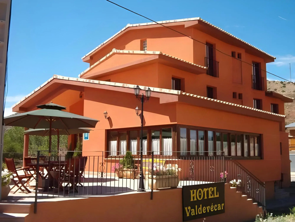 Hotel Valdevécar