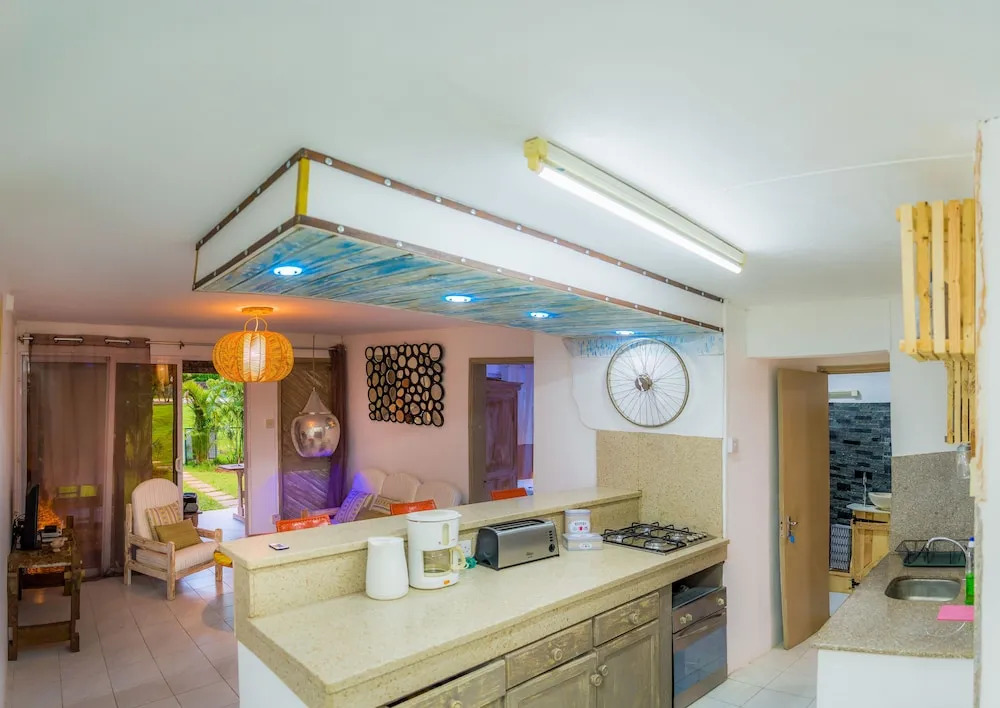 Maison avec piscine, 2 min Super U, à Grand Baie