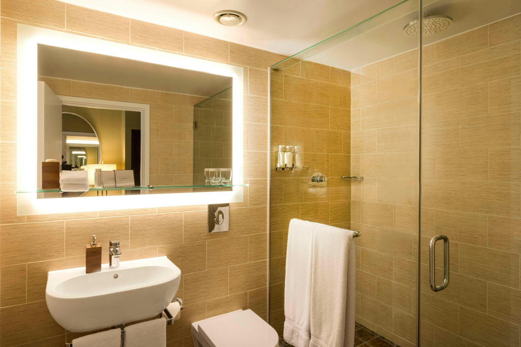St. Ermins Hotel, Autograph Collection